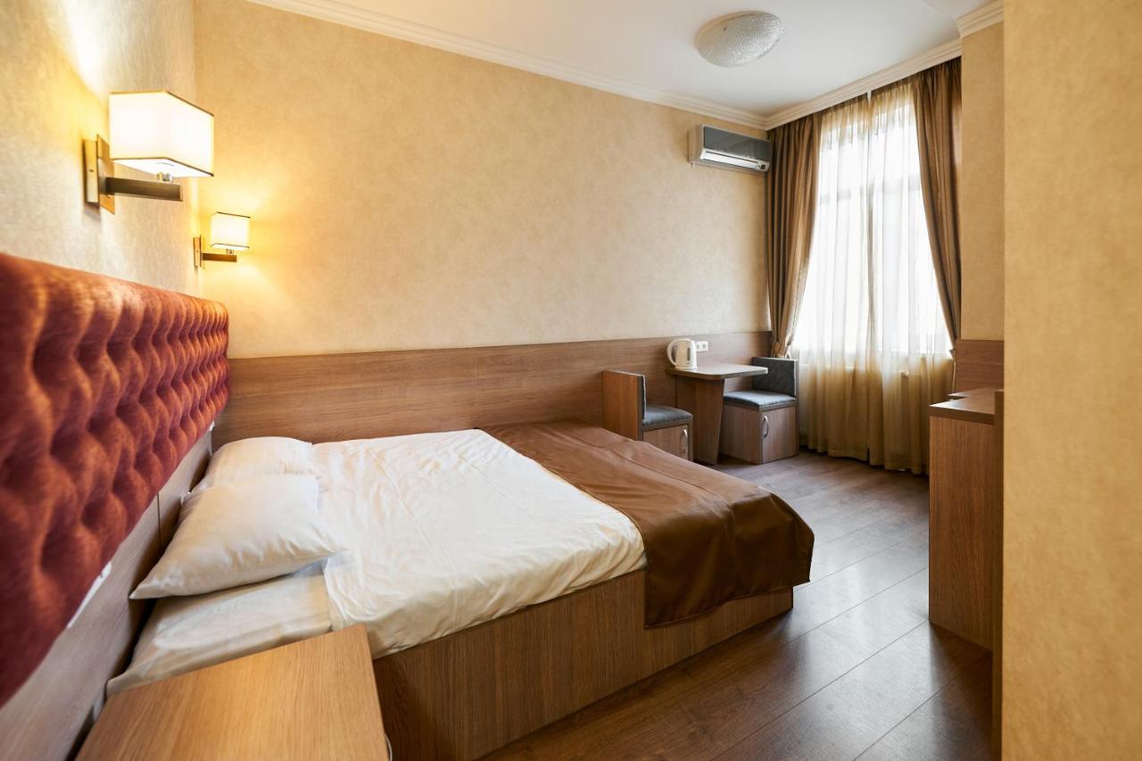 Hotel Classic Kiev Extérieur photo