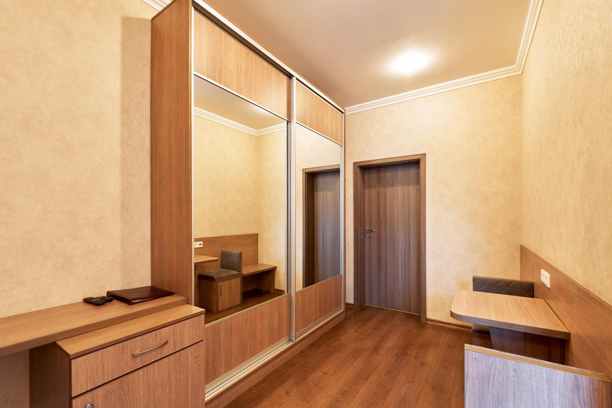 Hotel Classic Kiev Extérieur photo