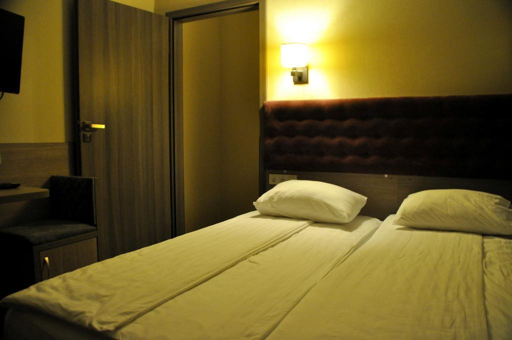 Hotel Classic Kiev Chambre photo